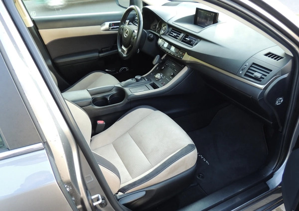 Lexus CT cena 90900 przebieg: 34874, rok produkcji 2020 z Sieradz małe 301